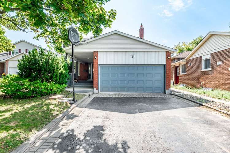 9 Eastman Cres, Newmarket, Ontario, Huron Heights-Leslie Valley