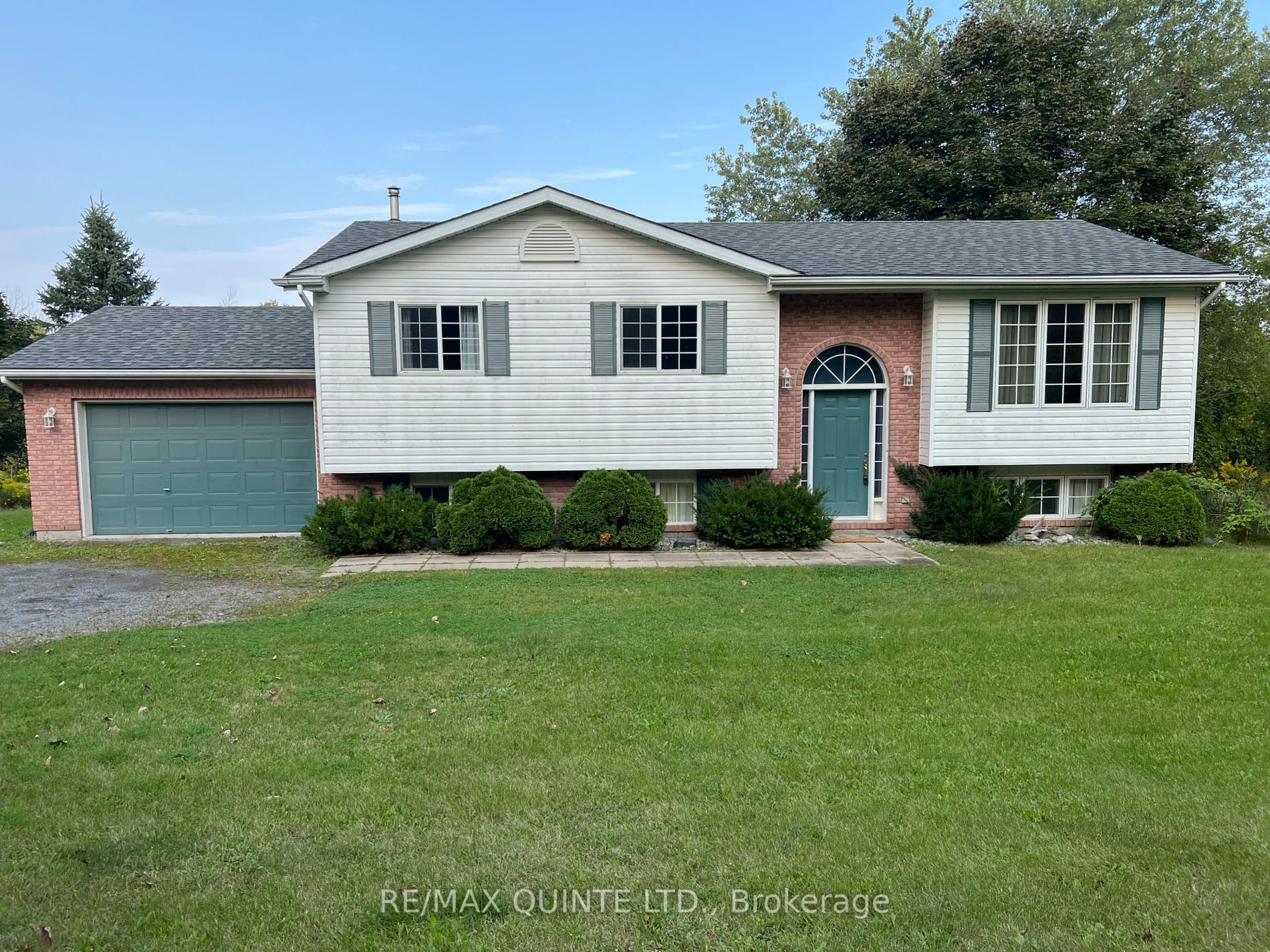 887 Zion Rd, Quinte West, Ontario, 