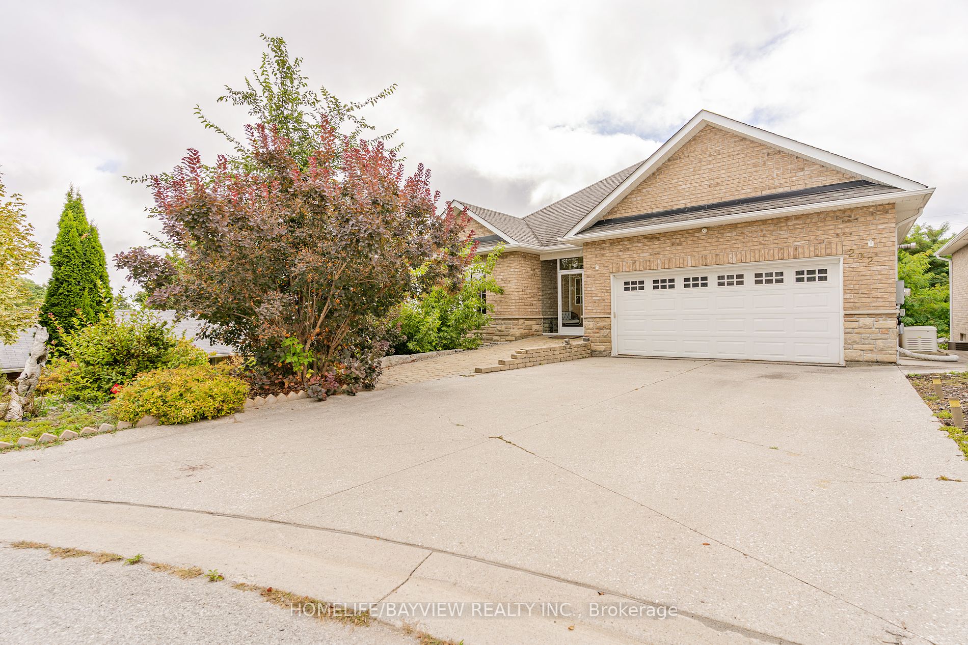 202 John St W, Bradford West Gwillimbury, Ontario, Bradford