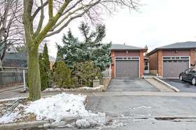 34 Iangrove Terr, Toronto, Ontario