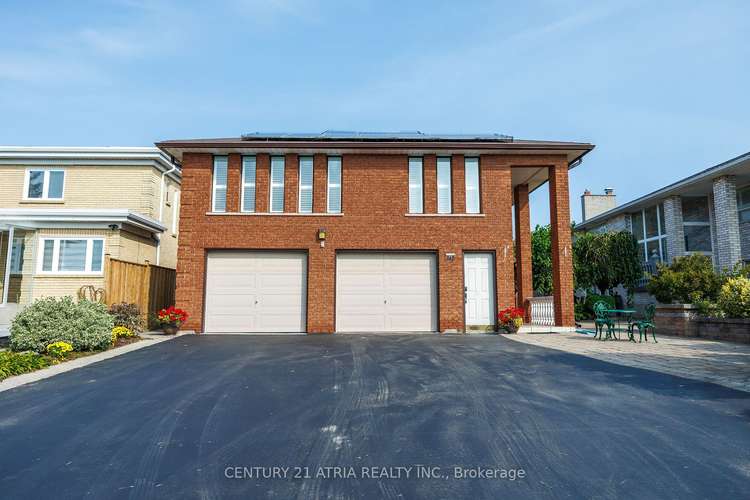 262 Twyn Rivers Dr, Pickering, Ontario, Rougemount