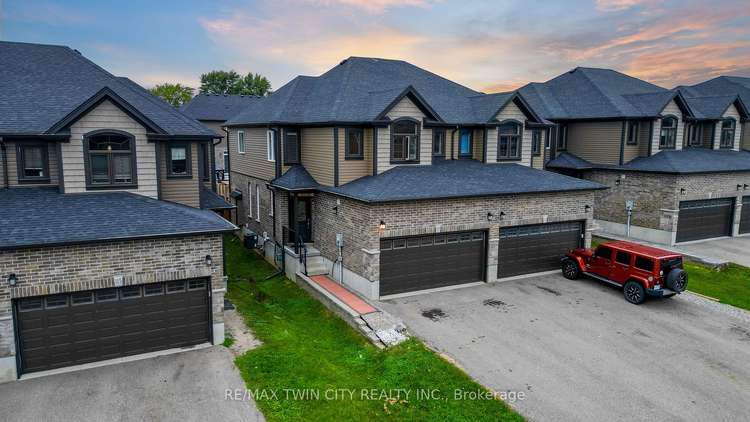 119 Links Cres, Woodstock, Ontario, 