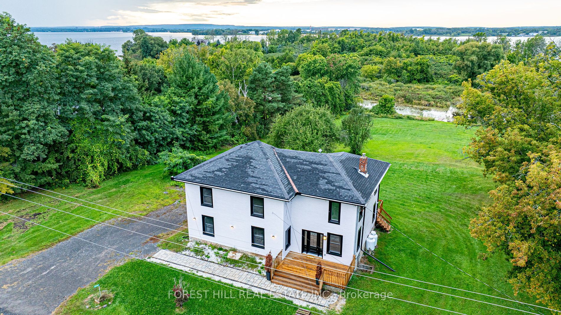 2242 County Road 3, Prince Edward County, Ontario, Ameliasburgh