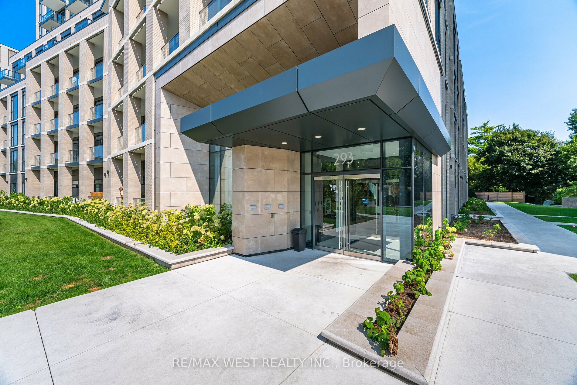 293 The Kingsway, Toronto, Ontario, Edenbridge-Humber Valley