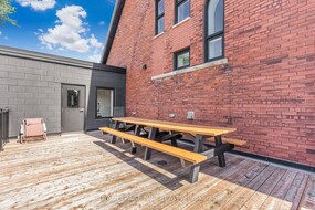 405 Merritt St