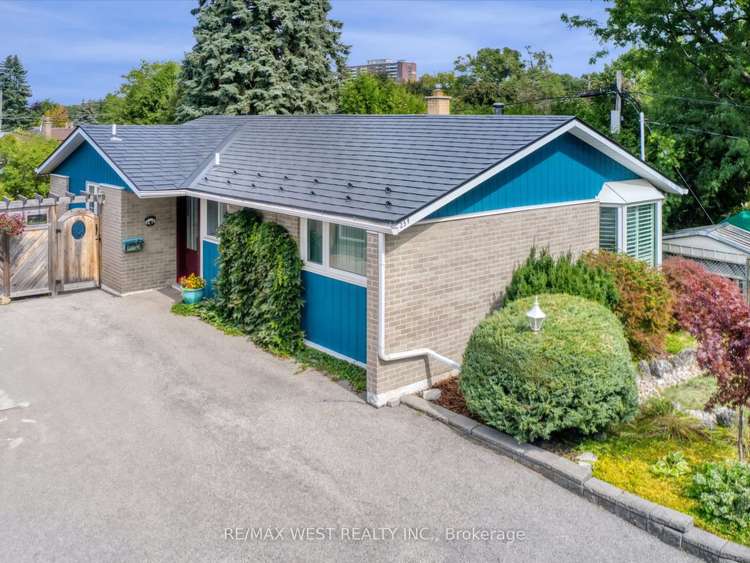 254 Confederation Dr, Toronto, Ontario, Woburn