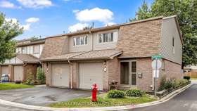 1 Gloucester Pl, Peel, Ontario