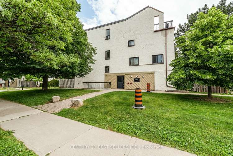 1036 Falgarwood Dr, Oakville, Ontario, Iroquois Ridge South