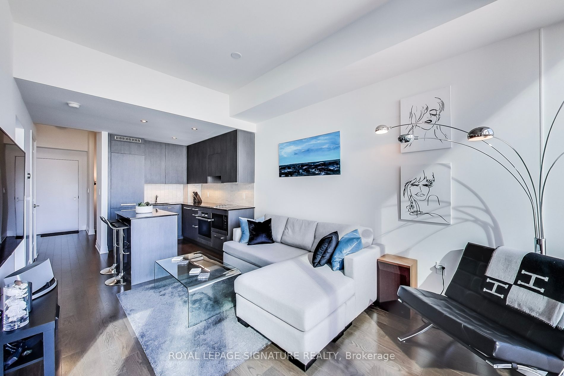 8 The Esplanade, Toronto, Ontario, Waterfront Communities C8