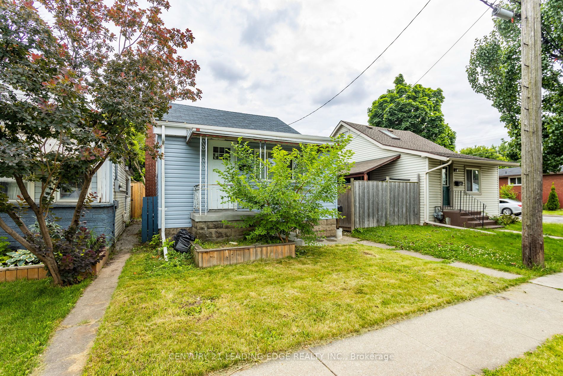 46 Division St, Hamilton, Ontario, Homeside