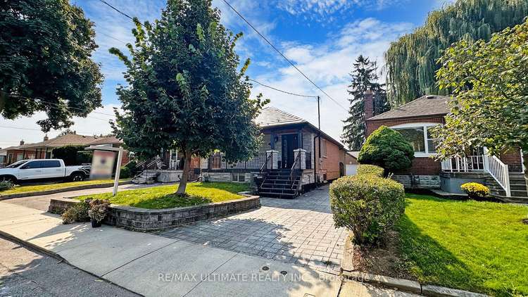 47 Juliet Cres, Toronto, Ontario, Keelesdale-Eglinton West