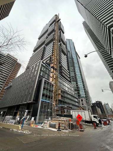 55 Charles St E, Toronto, Ontario, Church-Yonge Corridor