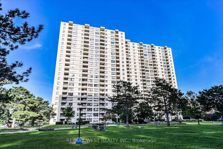 370 Dixon Rd E, Toronto, Ontario, Kingsview Village-The Westway