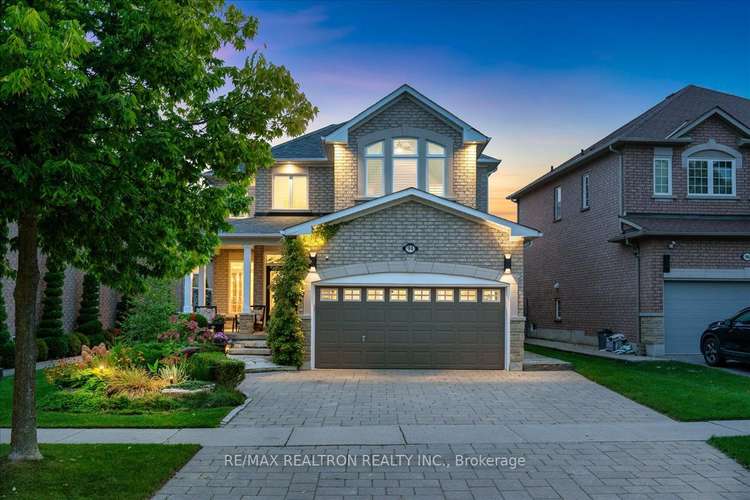 94 Raintree Cres, Richmond Hill, Ontario, Oak Ridges