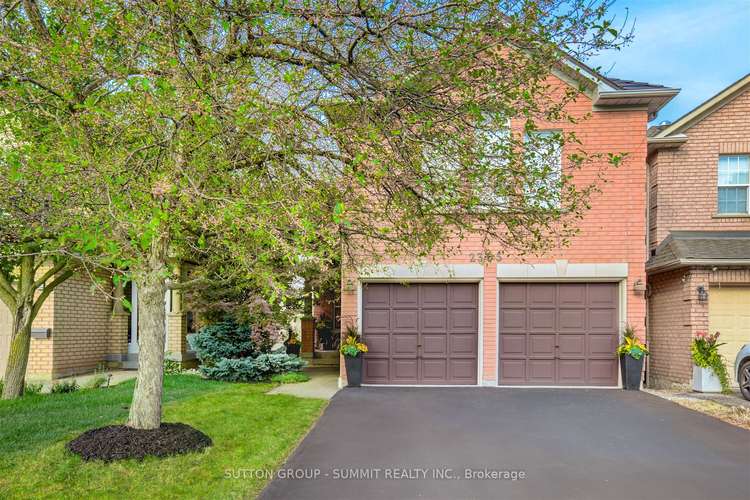 2305 YORKTOWN Circ, Mississauga, Ontario, Central Erin Mills