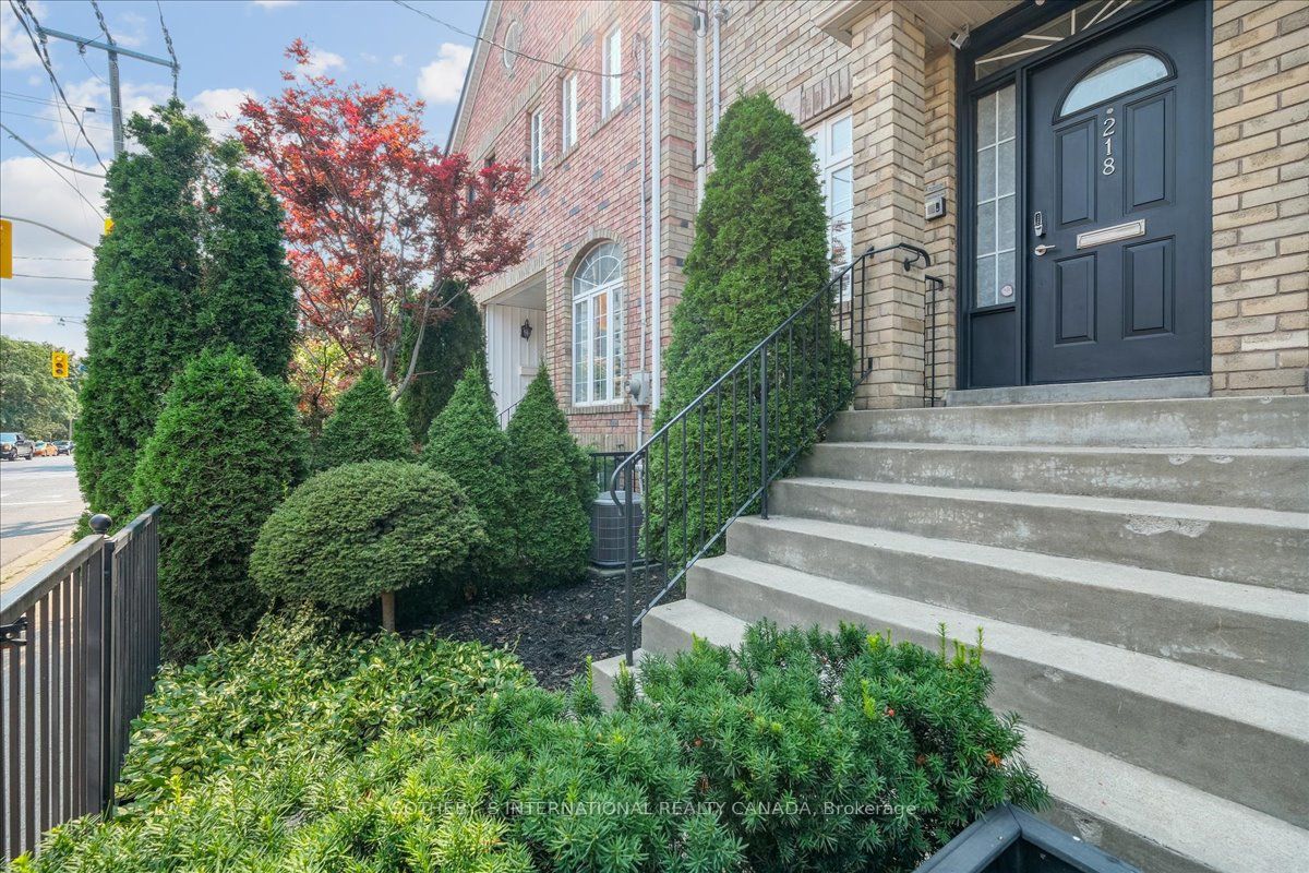 218 River St, Toronto, Ontario, Cabbagetown-South St. James Town