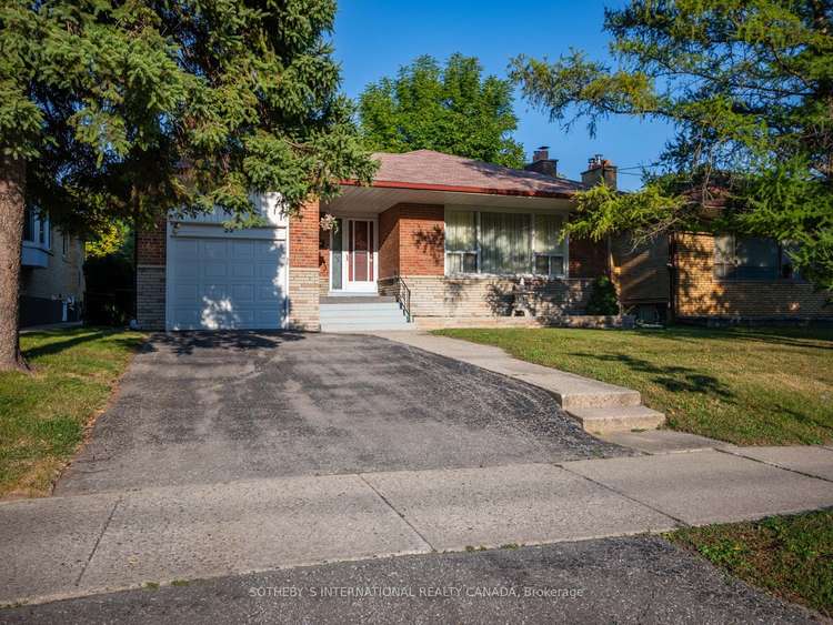 35 Silverhill Dr, Toronto, Ontario, Islington-City Centre West