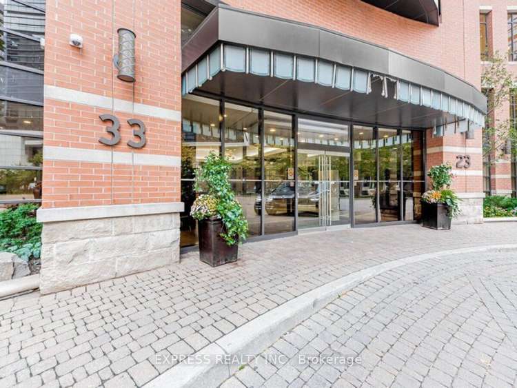 33 Sheppard Ave E, Toronto, Ontario, Willowdale East