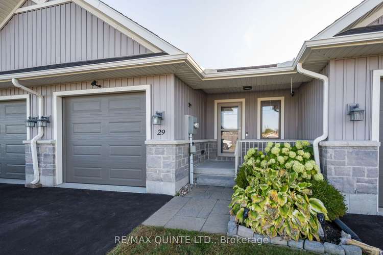 29 Glenview Cres, Belleville, Ontario, 