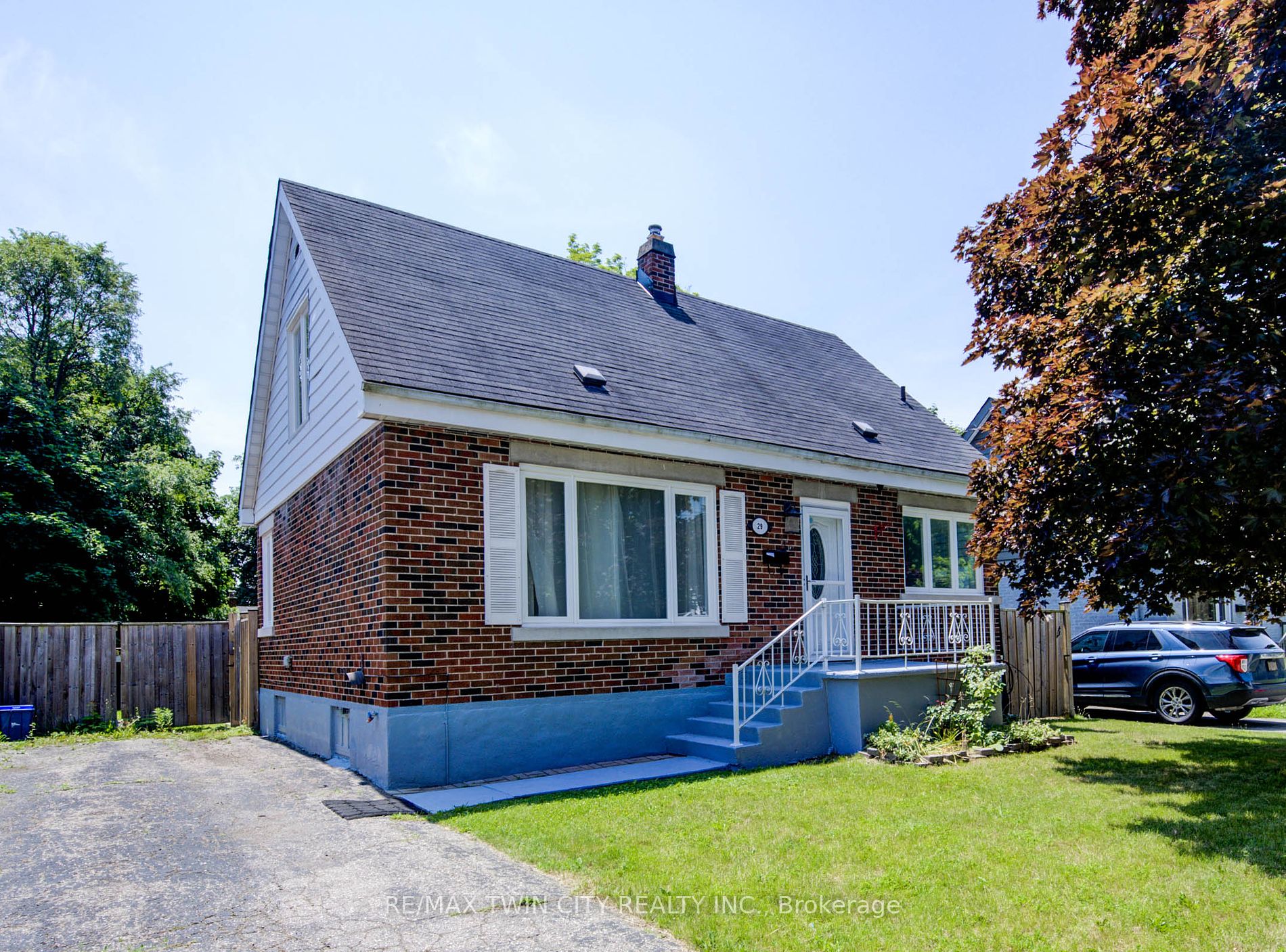 29 2 Ave, Cambridge, Ontario, 