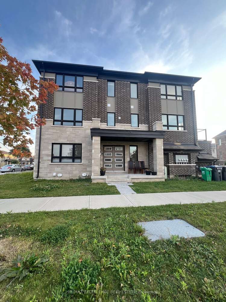 454 Remembrance Rd, Brampton, Ontario, Northwest Brampton