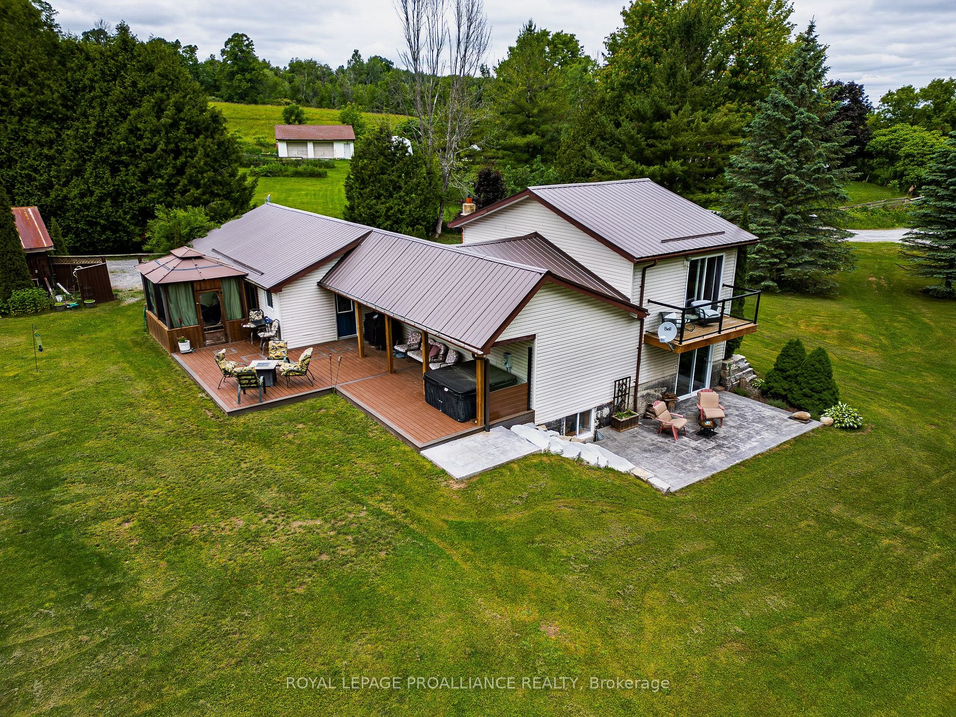 1 Bethel Rd, Quinte West, Ontario, 