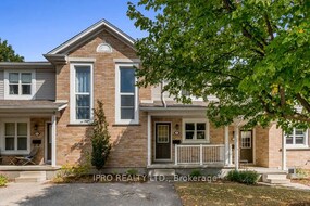 240 London Rd W