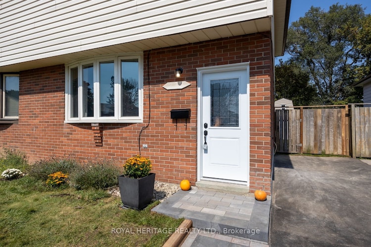 233 Kinmount Cres, Oshawa, Ontario, Lakeview