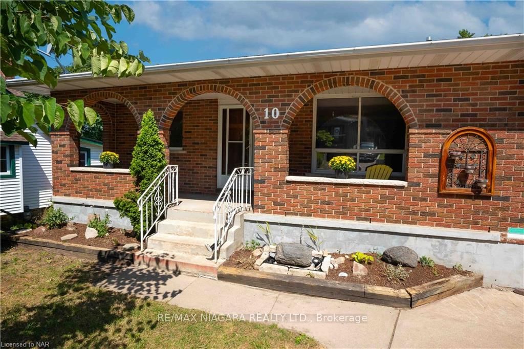 10 Dundas Cres, St. Catharines, Ontario, 