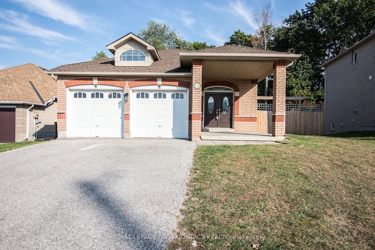 59 Livingstone St E, Barrie, Ontario, East Bayfield