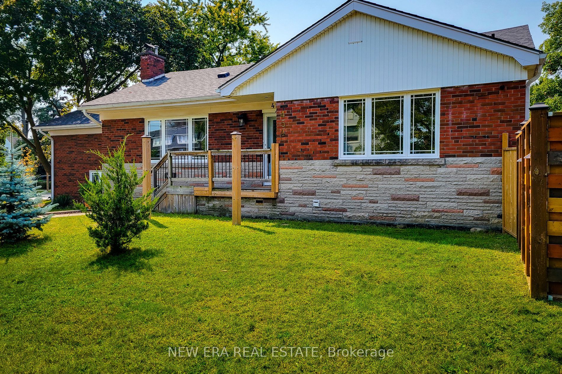 454 Mayzel Rd, Burlington, Ontario, Brant