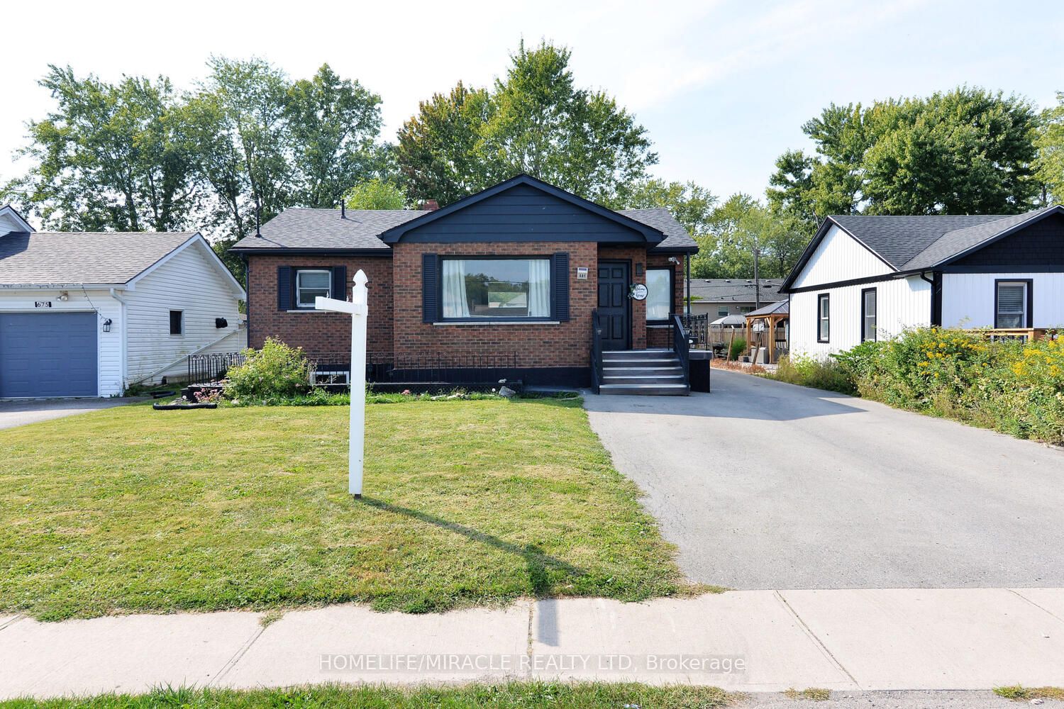 681 Crescent Rd, Fort Erie, Ontario, 