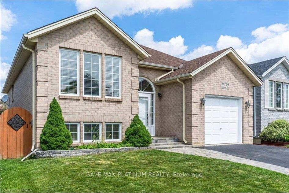 24 Limerick Lane, Brantford, Ontario, 