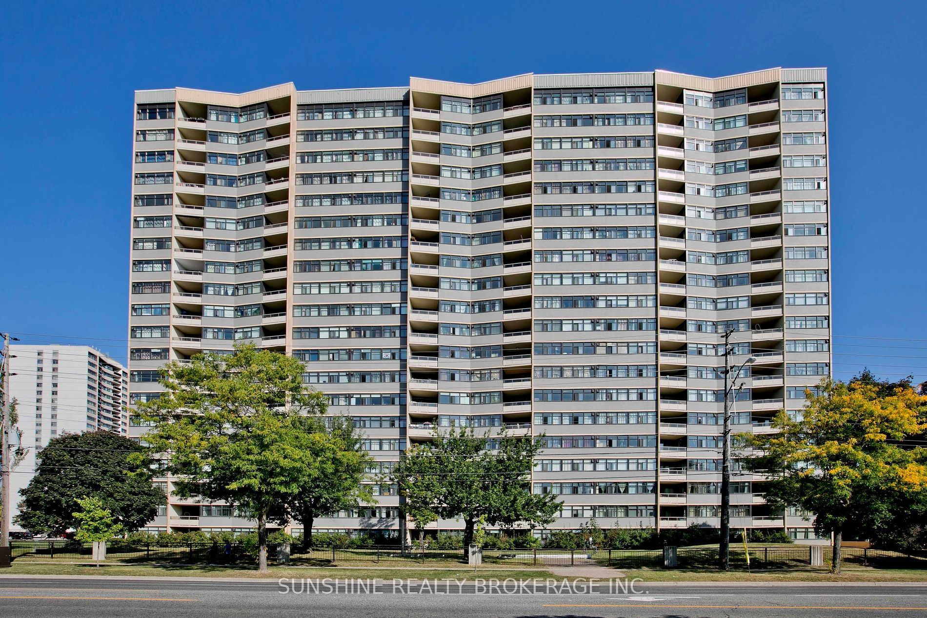 2050 Bridletowne Circ, Toronto, Ontario, L'Amoreaux