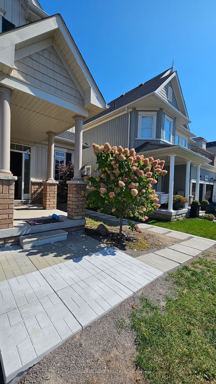 31 Jack Roach St, Clarington, Ontario, Bowmanville