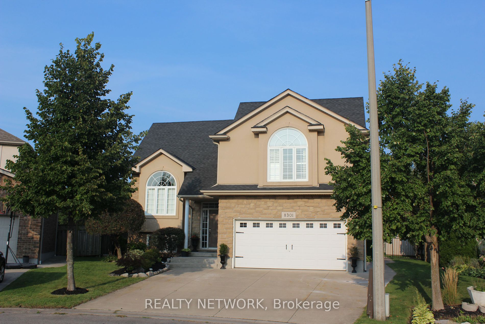 8301 Mullen Crt, Niagara Falls, Ontario, 