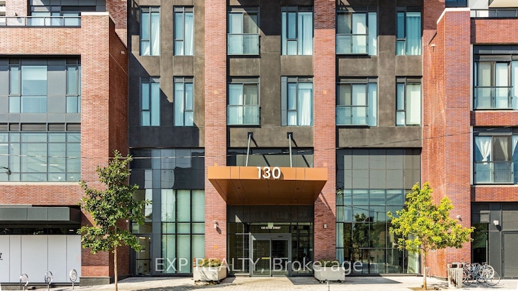 130 River St, Toronto, Ontario, Regent Park