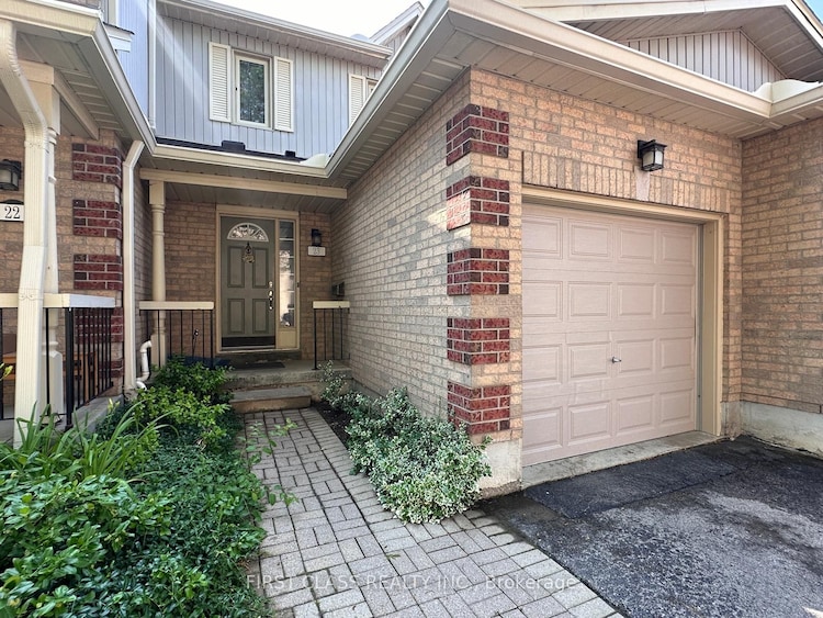 302 College Ave W, Guelph, Ontario, Hanlon Creek