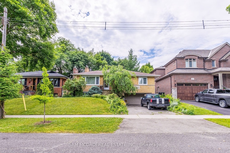 29 Hill Garden Rd, Toronto, Ontario, Humber Heights