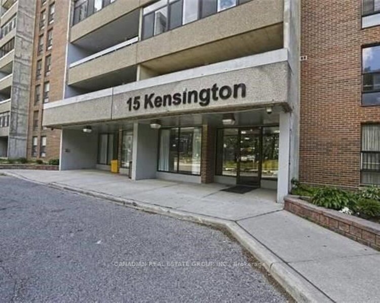 15 Kensington Rd, Brampton, Ontario, Queen Street Corridor