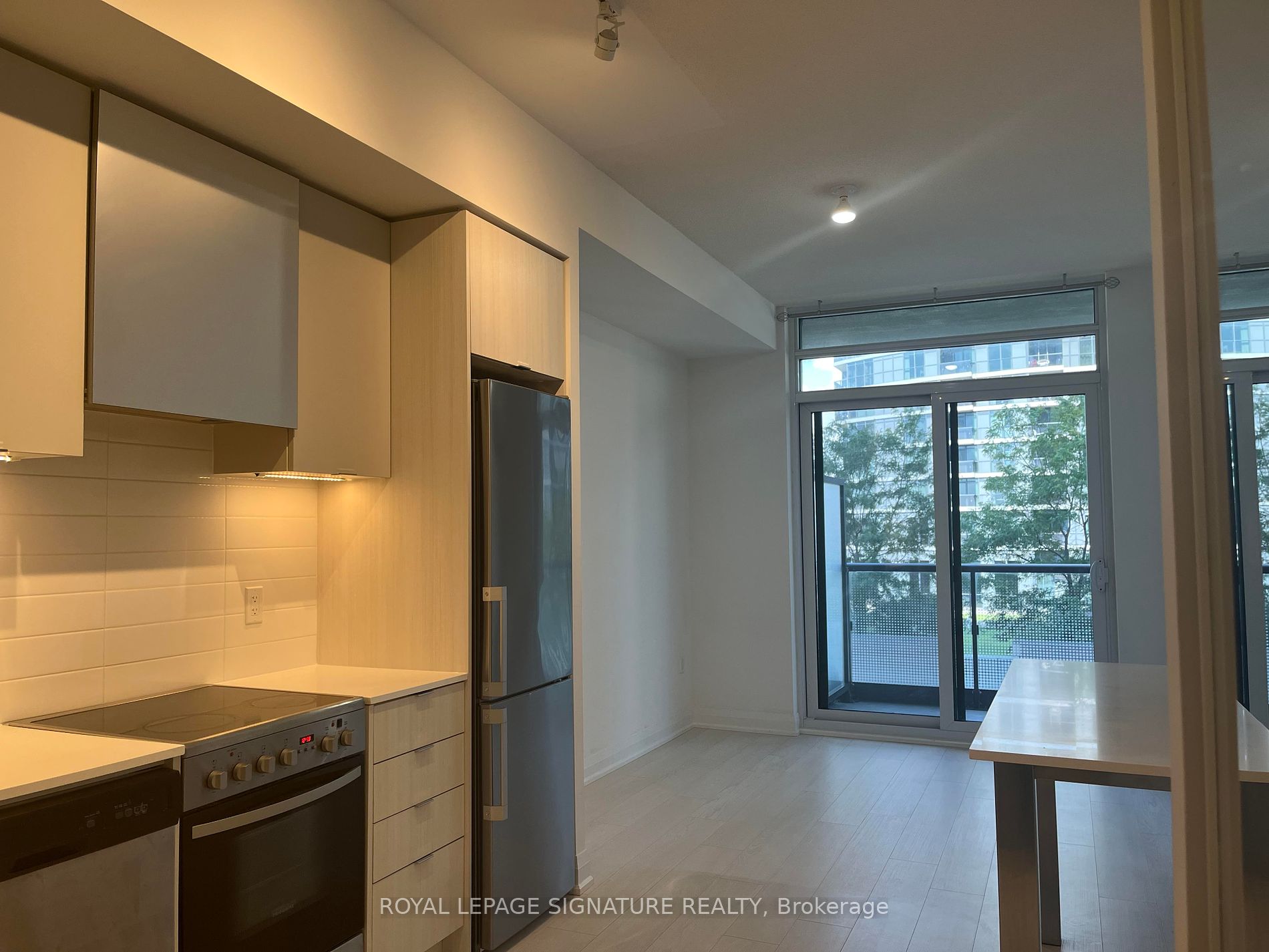 30 Gibbs Rd, Toronto, Ontario, Islington-City Centre West