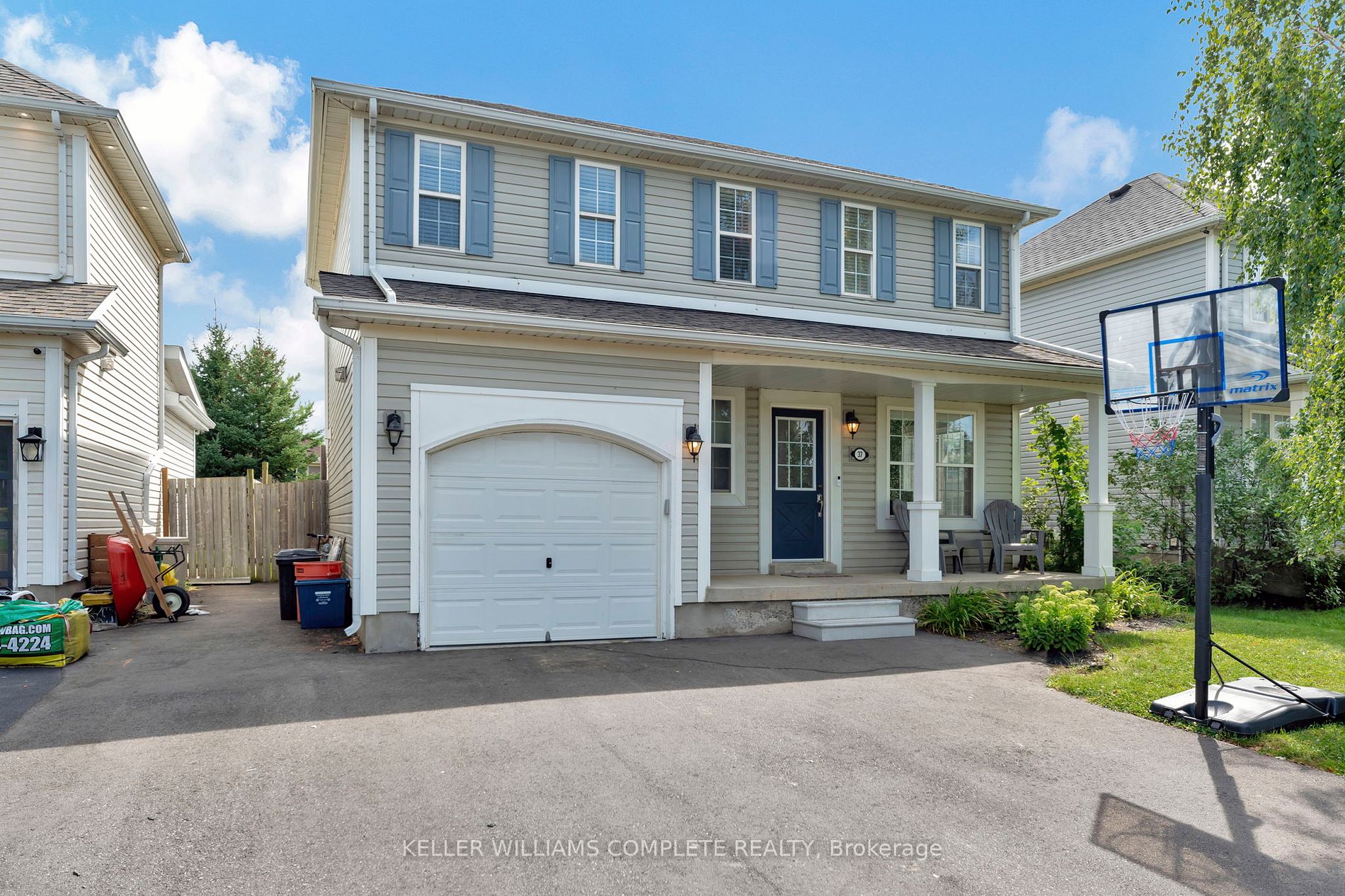 37 Stowe Terr, Brantford, Ontario, 