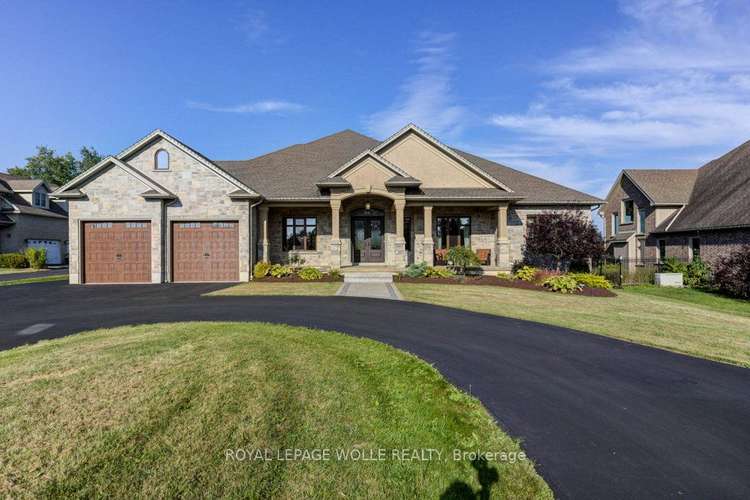 1123 Notre Dame Dr, Wilmot, Ontario, 