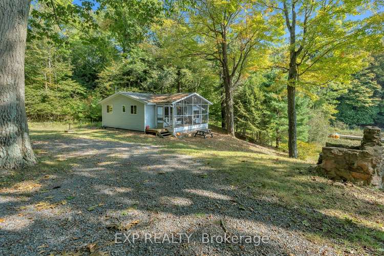 1030 Pete's Lane, South Frontenac, Ontario, 