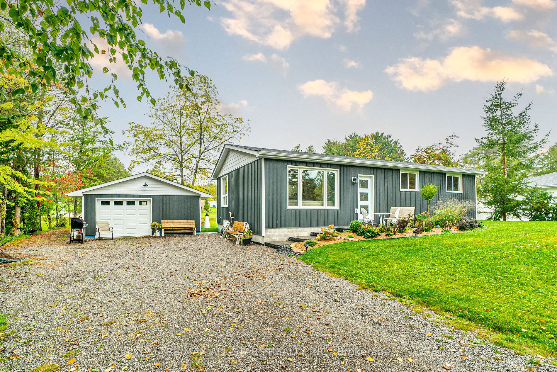 249 Crosby Dr, Kawartha Lakes, Ontario, Rural Emily