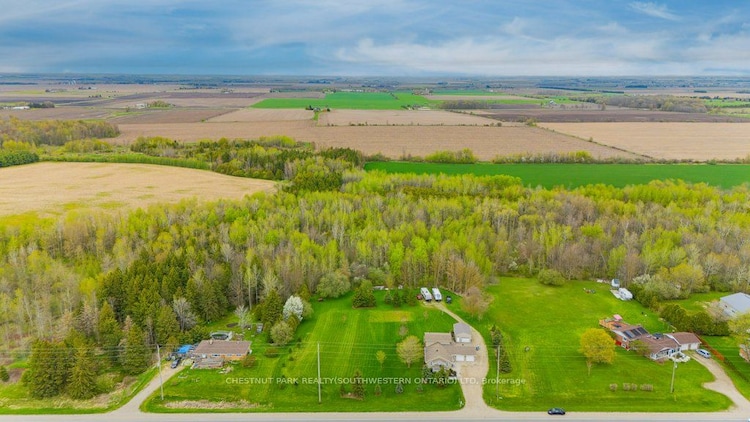 7325 Hwy 6 St, Mapleton, Ontario, Rural Mapleton