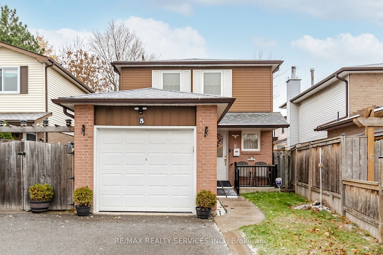 5 Greenleaf Cres, Brampton, Ontario, Brampton West