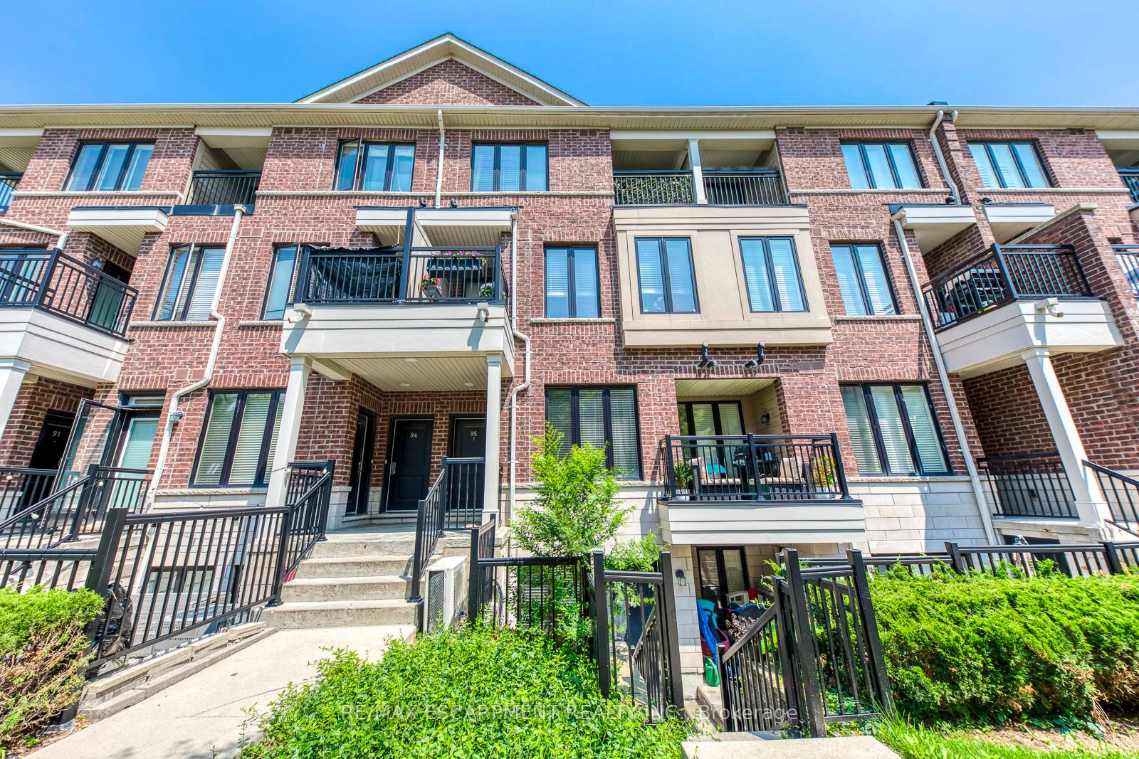 30 Carnation Ave, Toronto, Ontario, Long Branch