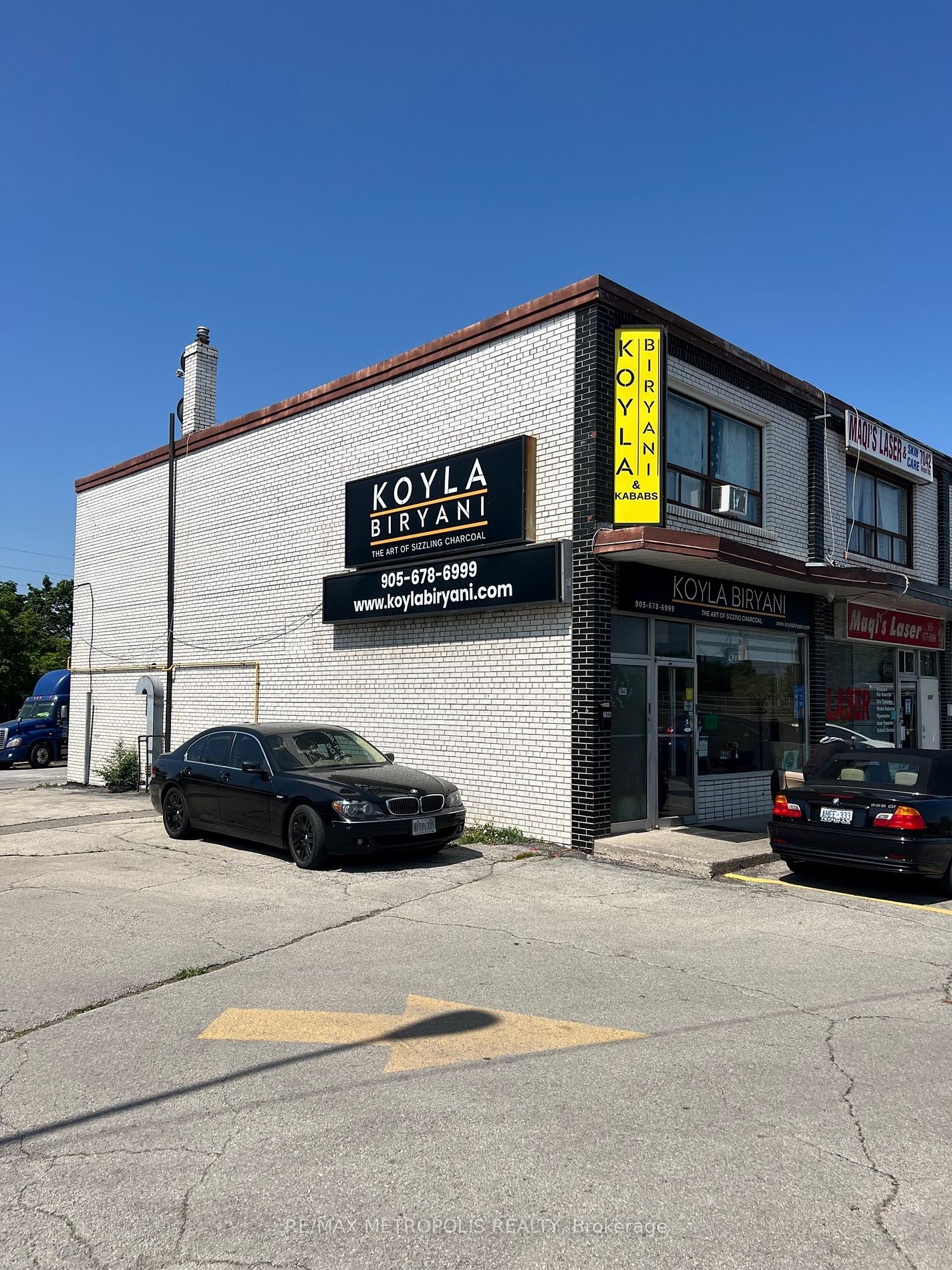 7040 Airport Rd, Mississauga, Ontario, Malton