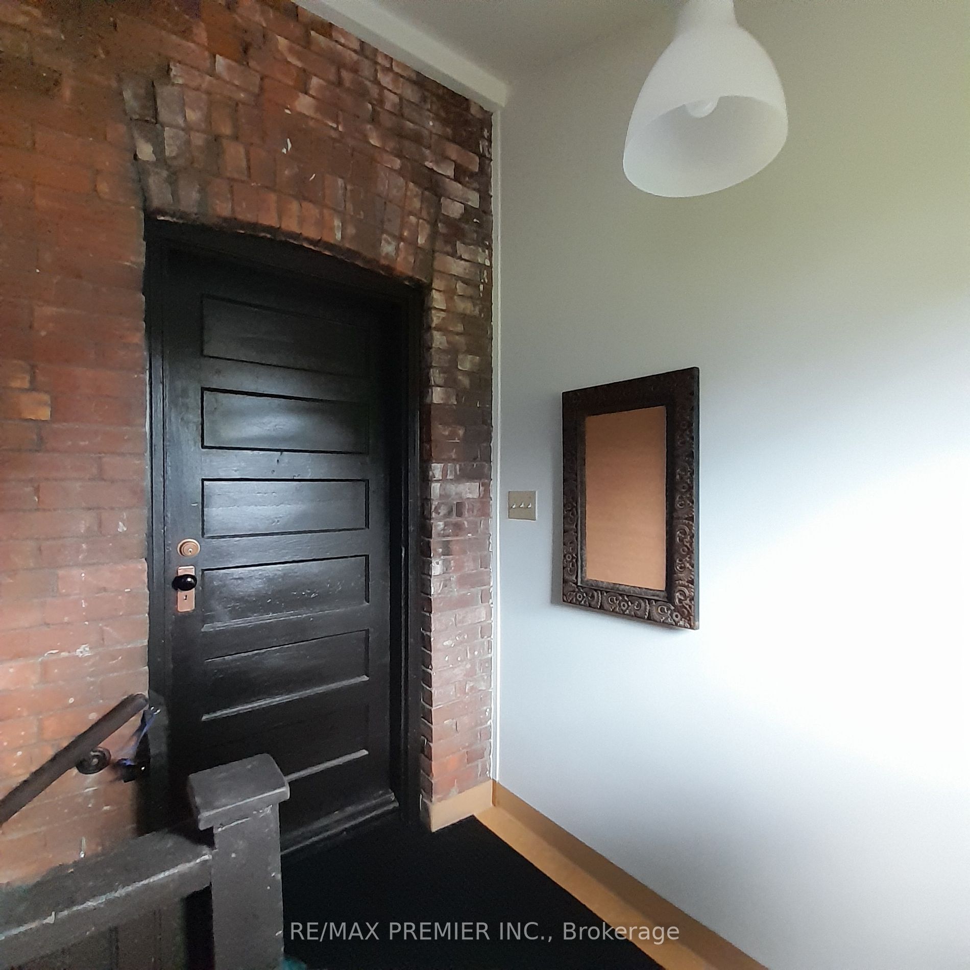 46B Geary Ave, Toronto, Ontario, Dovercourt-Wallace Emerson-Junction